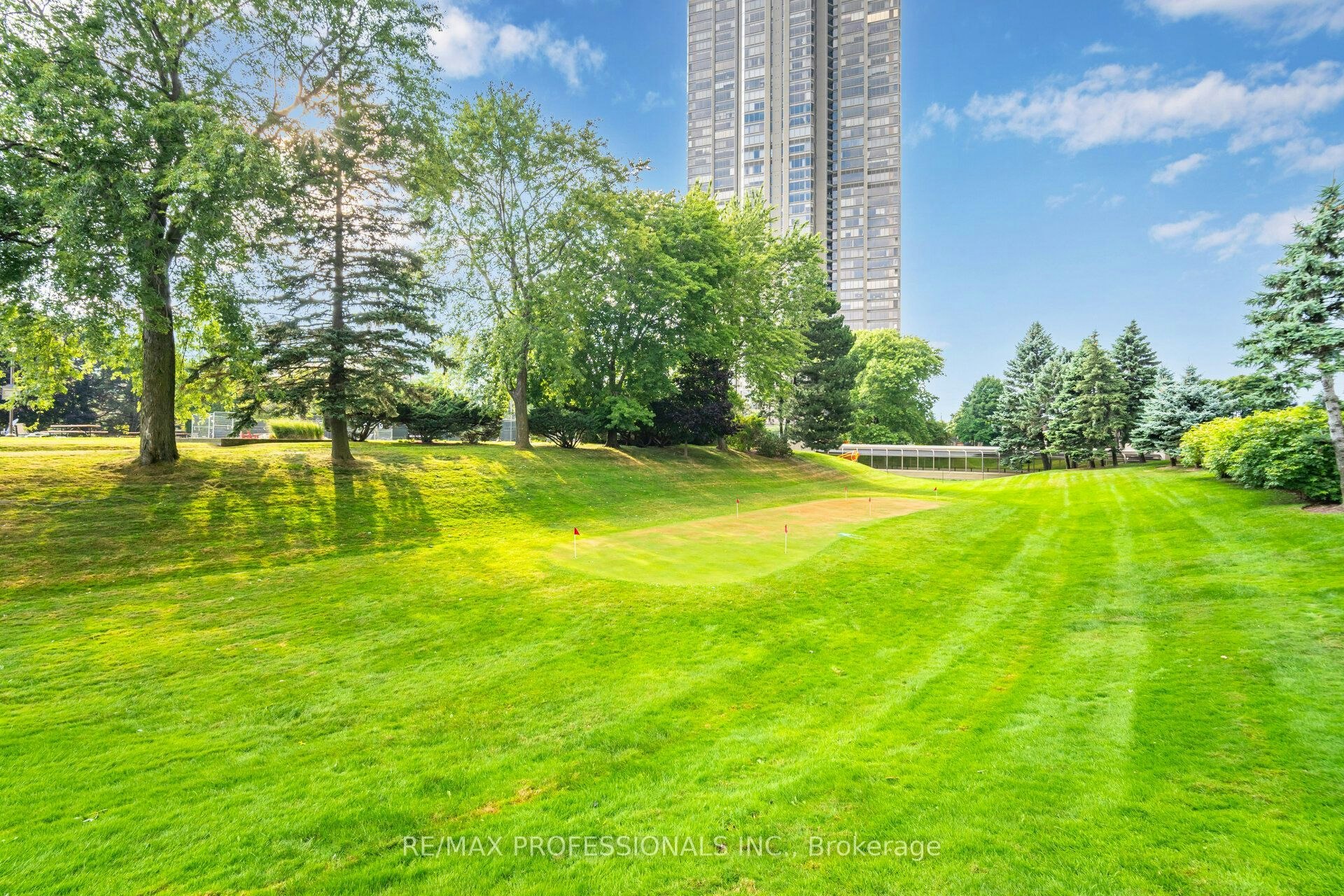 1004-1 Palace Pier Court, Toronto, ON, M8X 0A1 - 41