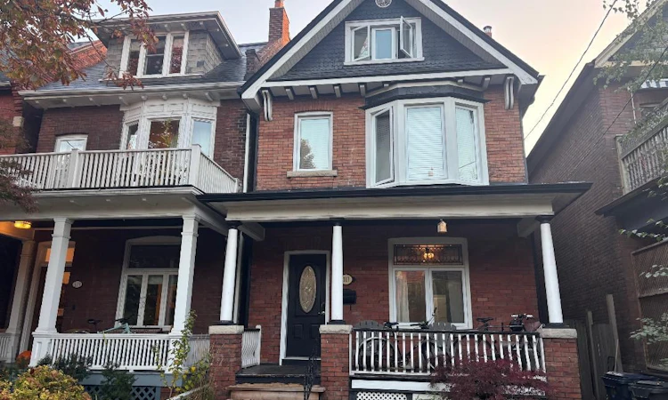 117 Macdonell Avenue