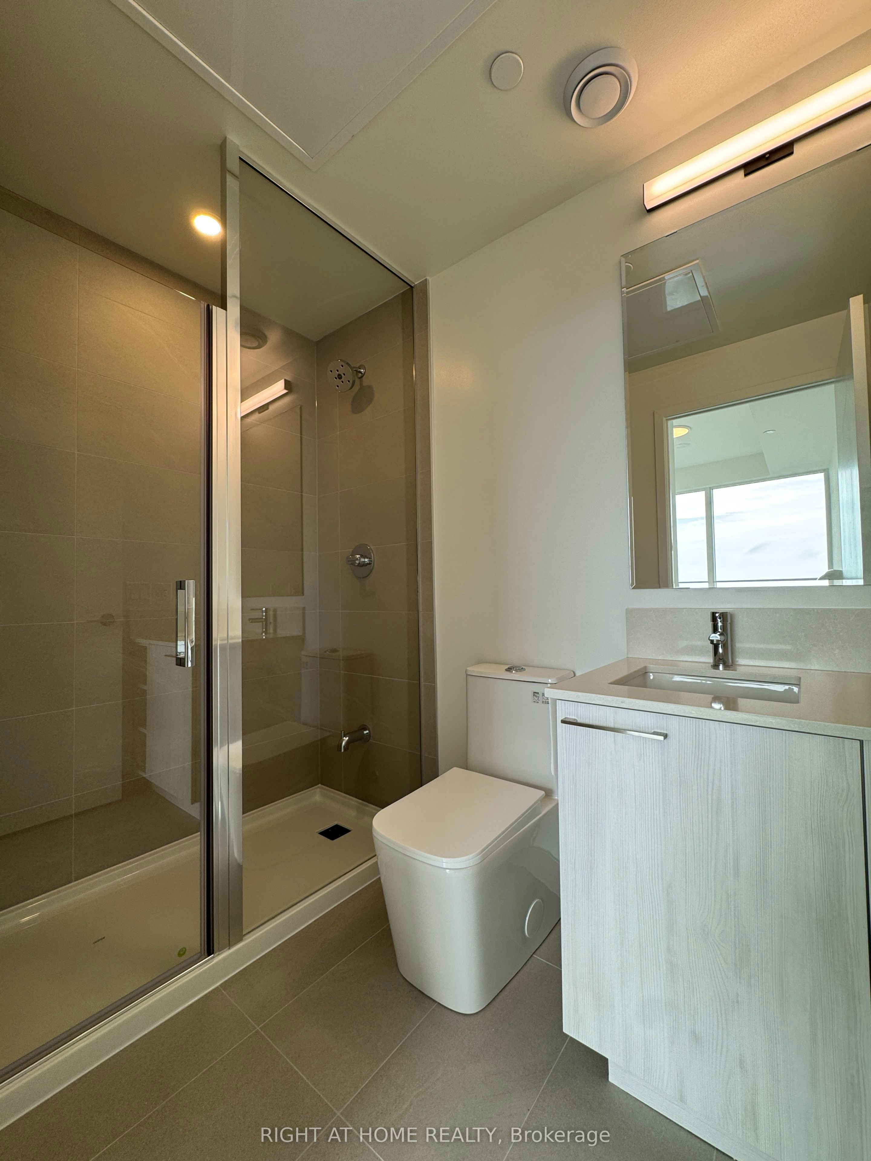 718-1381 Lakeshore Road E, Mississauga, ON, L5E 1G6 - 7