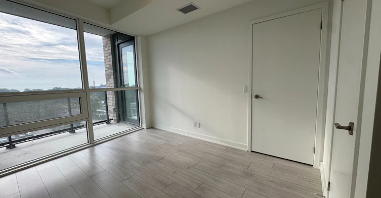 718-1381 Lakeshore Road E, Mississauga, ON, L5E 1G6 - 9
