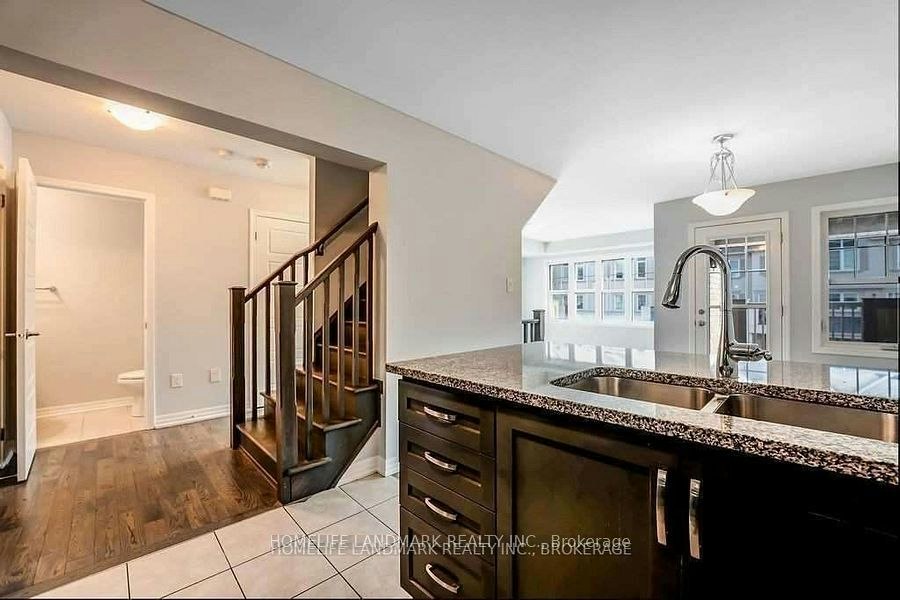 3077 Mistletoe Gardens, Oakville, ON, L6M 4M2 - 3