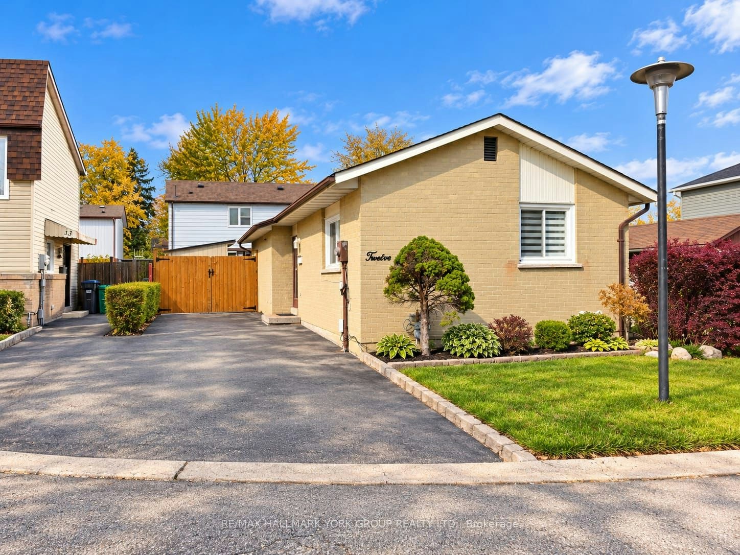 12 Homeland Court, Brampton, ON, L6S 1R8