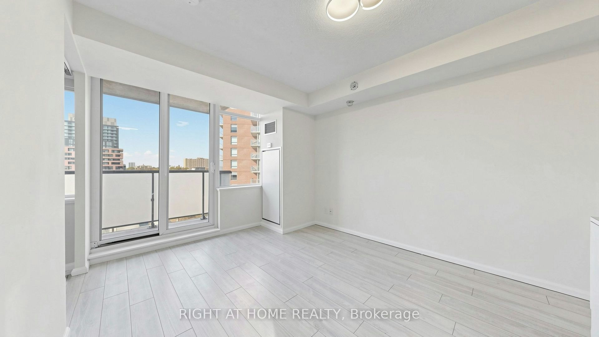 1016-20 Joe Shuster Way, Toronto, ON, M6K 0A3 - 7