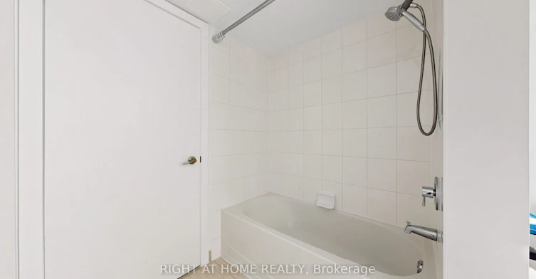 1016-20 Joe Shuster Way, Toronto, ON, M6K 0A3 - 29