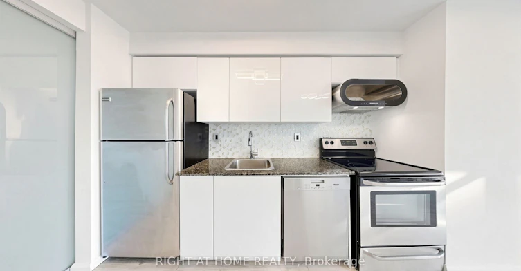 1016-20 Joe Shuster Way, Toronto, ON, M6K 0A3 - 15