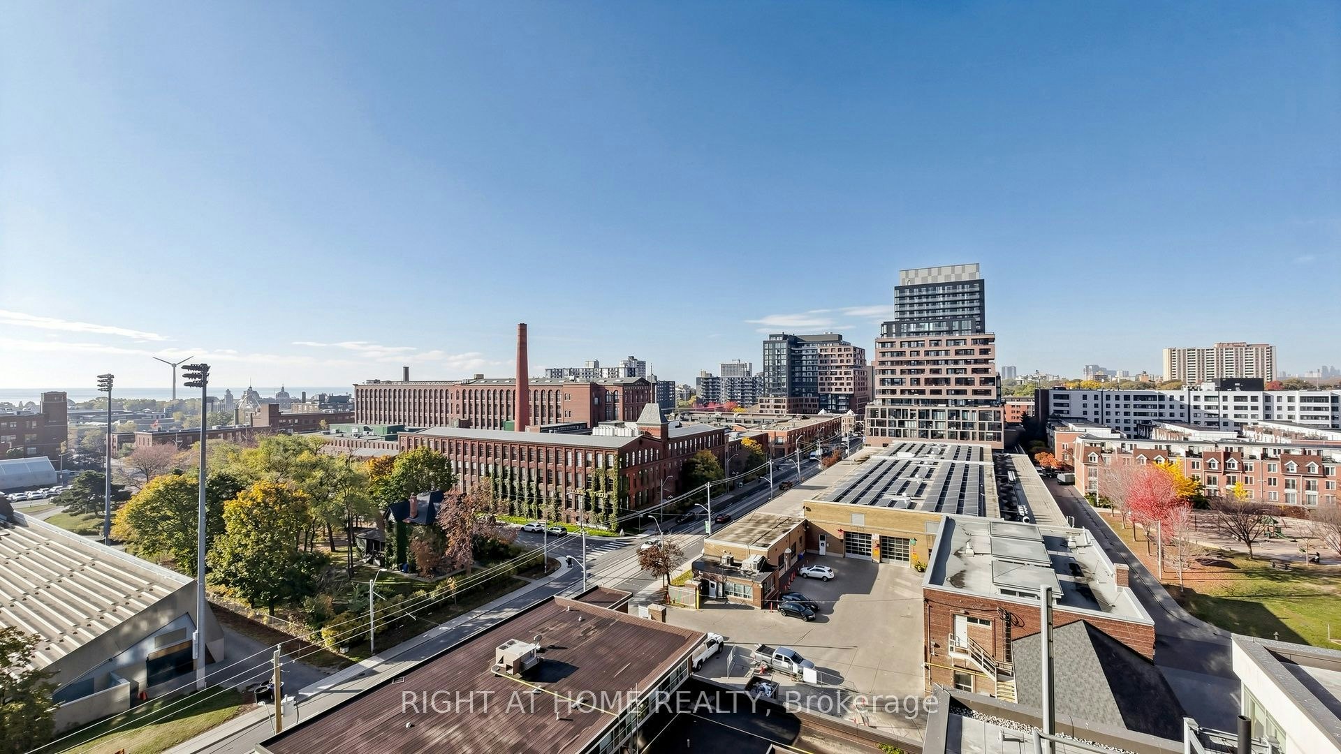1016-20 Joe Shuster Way, Toronto, ON, M6K 0A3 - 39