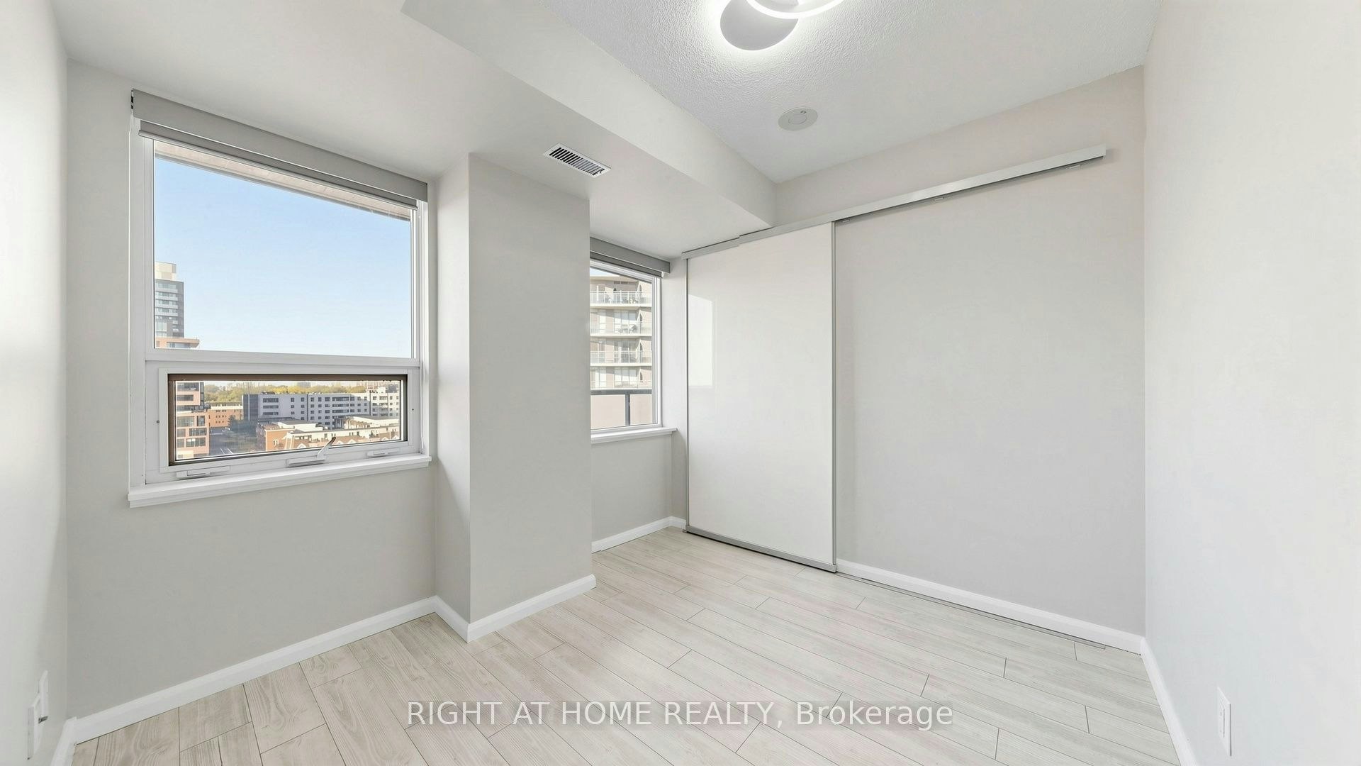 1016-20 Joe Shuster Way, Toronto, ON, M6K 0A3 - 22