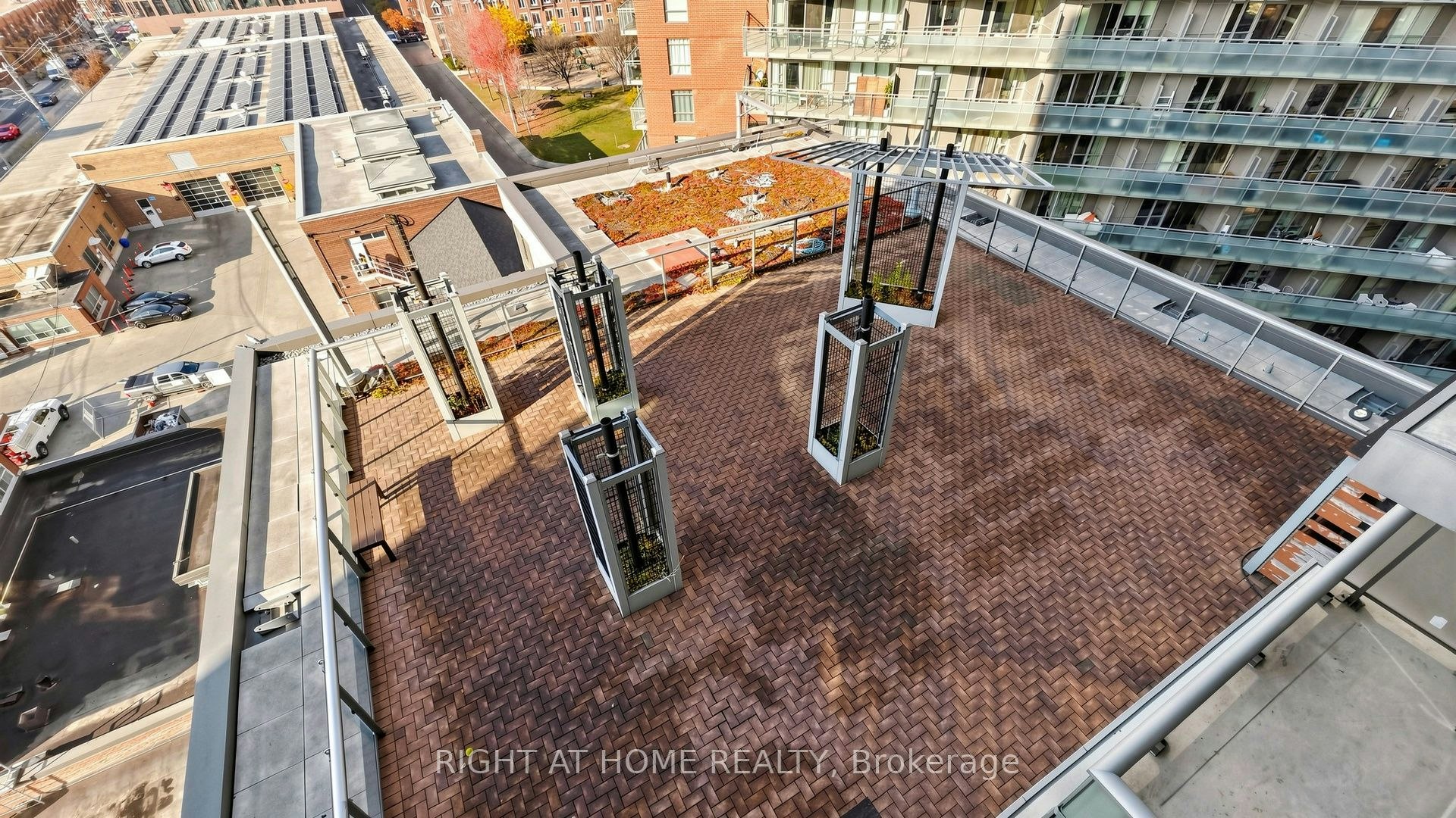 1016-20 Joe Shuster Way, Toronto, ON, M6K 0A3 - 41