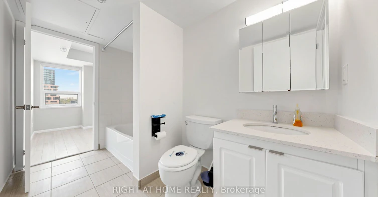 1016-20 Joe Shuster Way, Toronto, ON, M6K 0A3 - 26