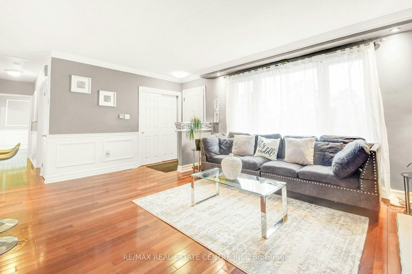 2518 Stillmeadow Road, Mississauga, ON, L5B 1X7