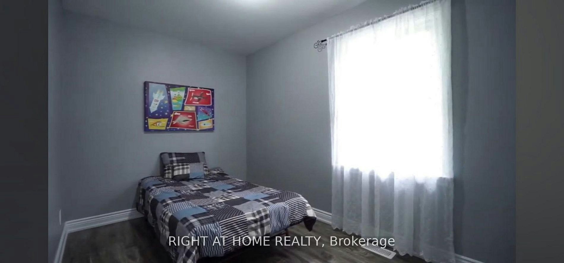 15 Elizabeth Street S, Halton Hills, ON, L7G 2R1 - 9