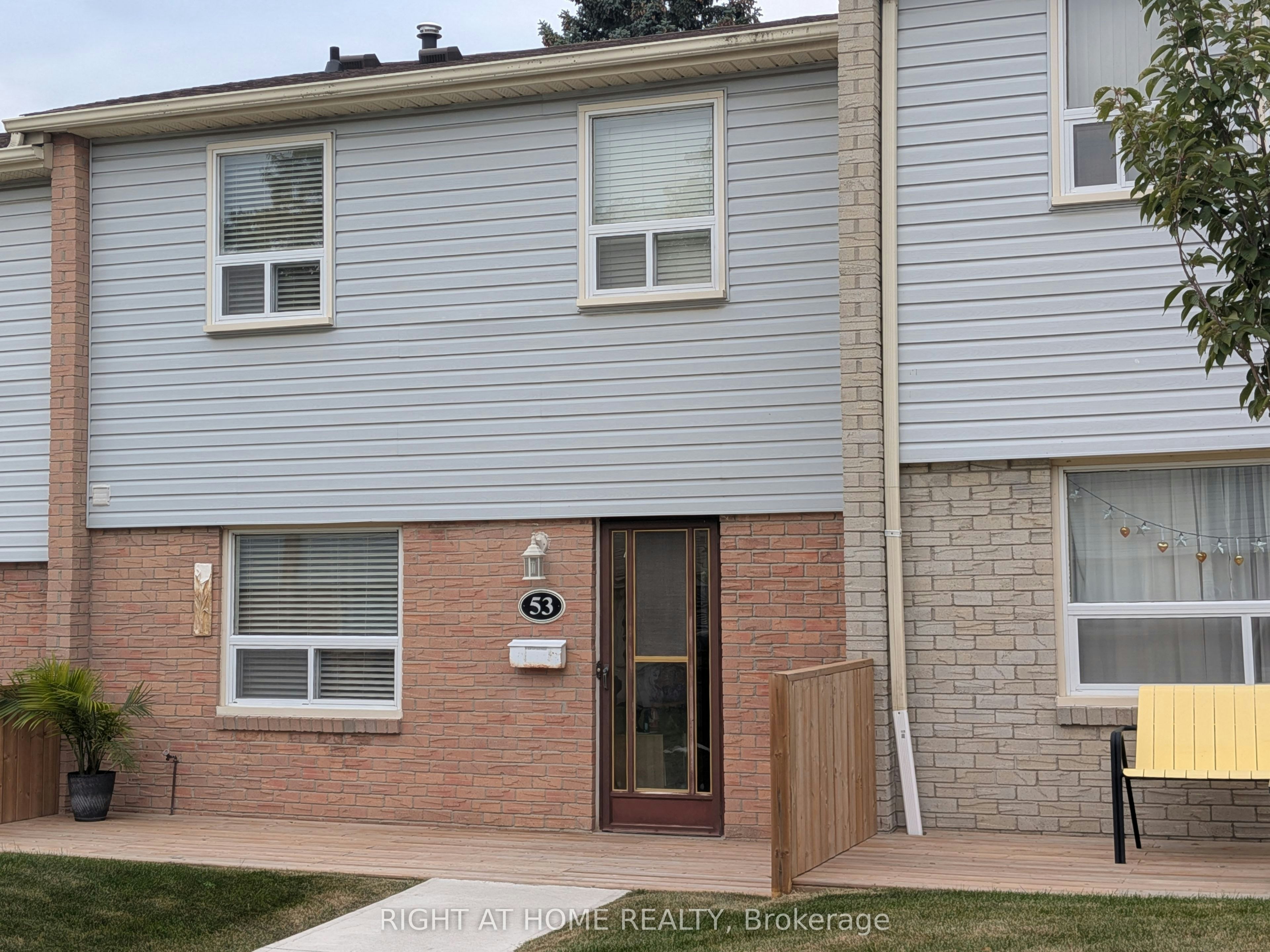53-1055 Shawnmarr Road, Mississauga, ON, L5H 3V2