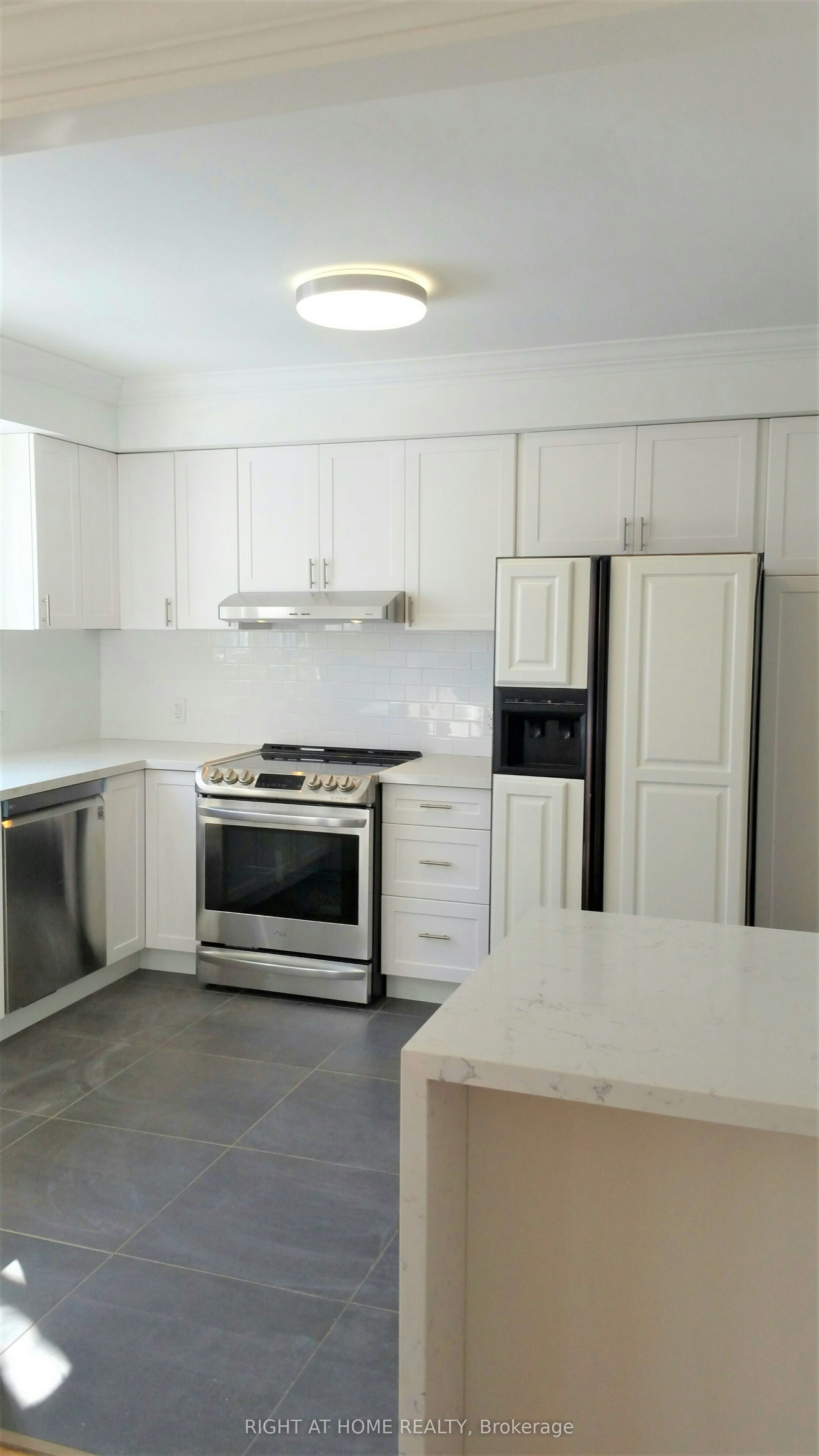 2687 Lake Shore Boulevard W, Toronto, ON, M8V 1G6 - 21