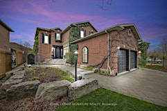 4285 Credit Pointe Drive, Mississauga, ON, L5M 3J8