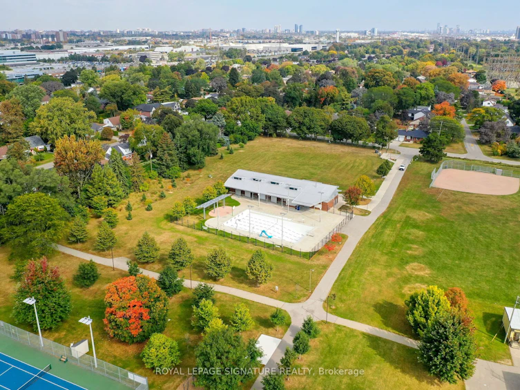 762 Duchess Drive, Mississauga, ON, L4Y 1H7 - 38