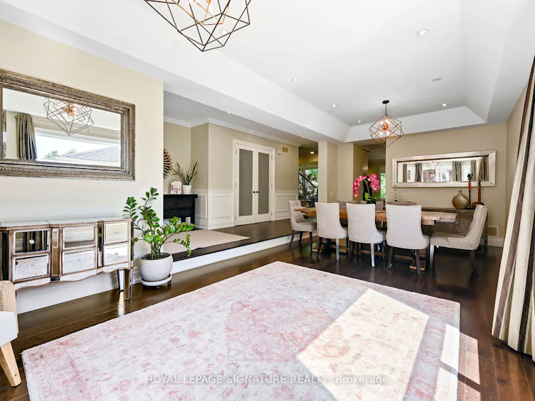 762 Duchess Drive, Mississauga, ON, L4Y 1H7 - 4