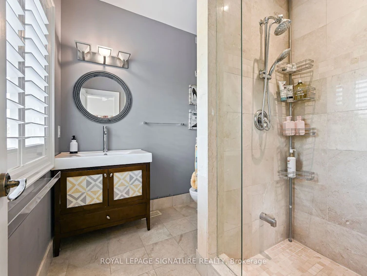 762 Duchess Drive, Mississauga, ON, L4Y 1H7 - 21