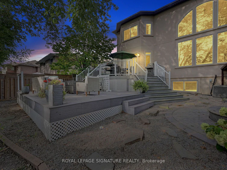 762 Duchess Drive, Mississauga, ON, L4Y 1H7 - 32