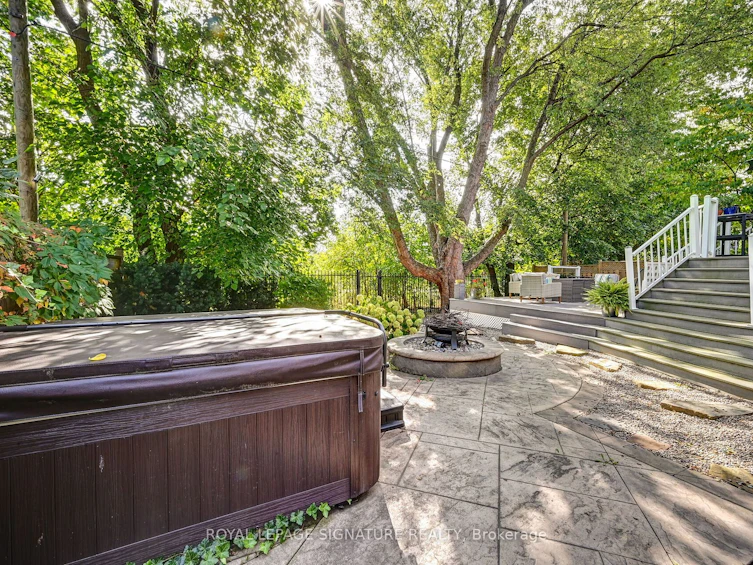 762 Duchess Drive, Mississauga, ON, L4Y 1H7 - 33