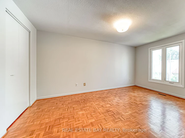 20 Moffatt Court, Toronto, ON, M9V 4E1 - 15