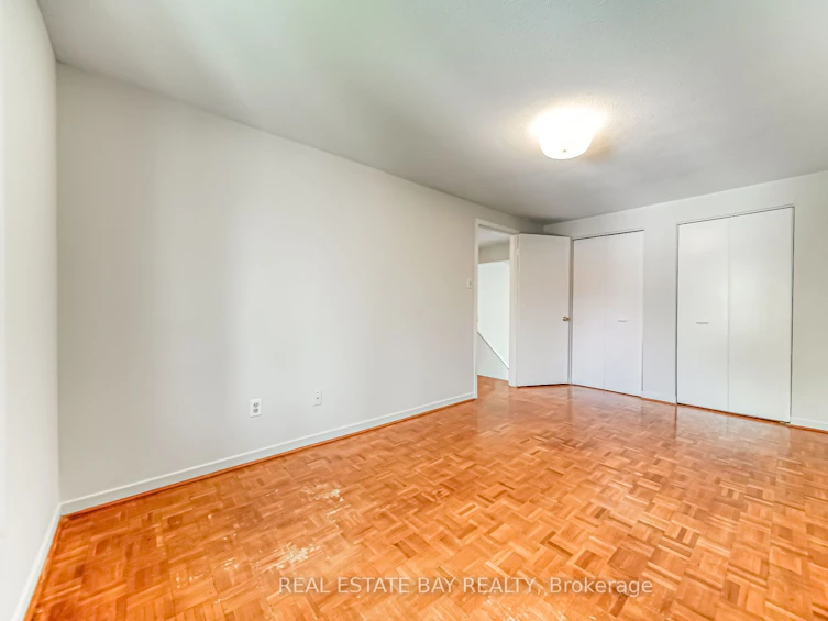 20 Moffatt Court, Toronto, ON, M9V 4E1 - 17