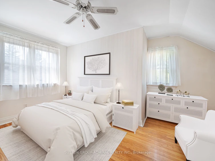 48 Frances Avenue, Toronto, ON, M8Y 3K9 - 17