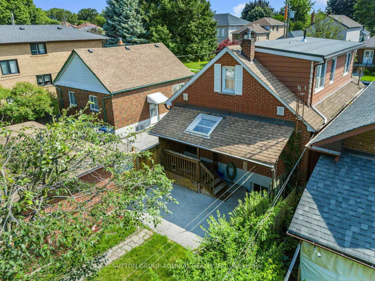 48 Frances Avenue, Toronto, ON, M8Y 3K9 - 30