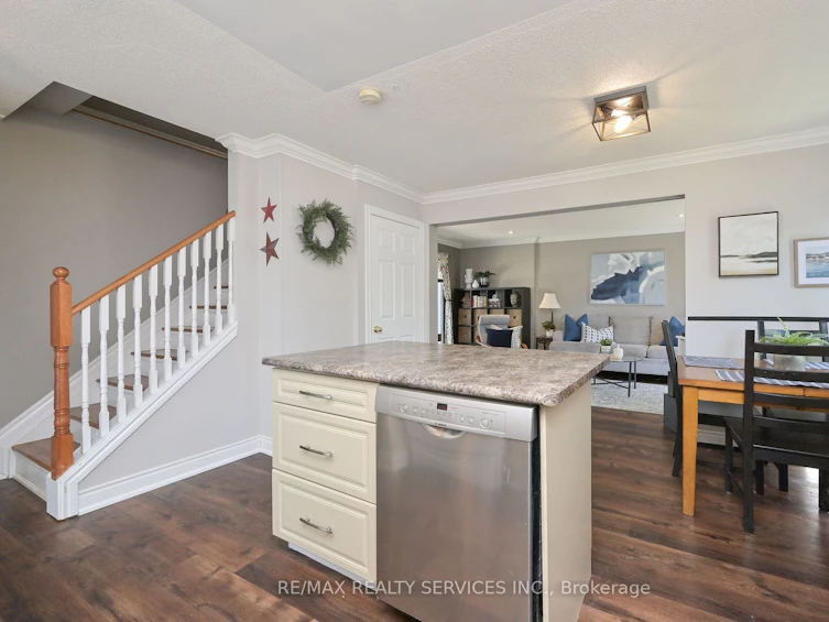 12 Hector Court, Brampton, ON, L6S 1P1 - 9