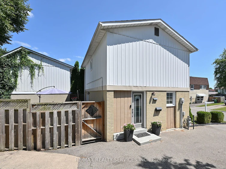12 Hector Court, Brampton, ON, L6S 1P1 - 6