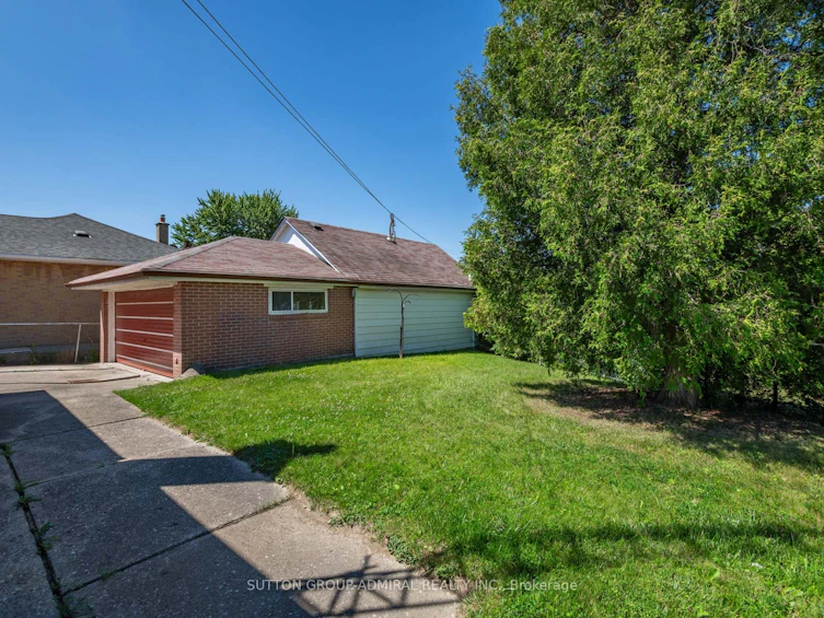 50 Dorsey Drive, Toronto, ON, M6L 3B9 - 24
