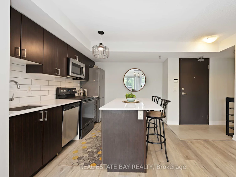 401-11 Superior Avenue, Toronto, ON, M8V 0A7 - 11