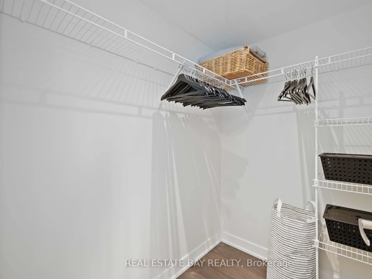 401-11 Superior Avenue, Toronto, ON, M8V 0A7 - 21
