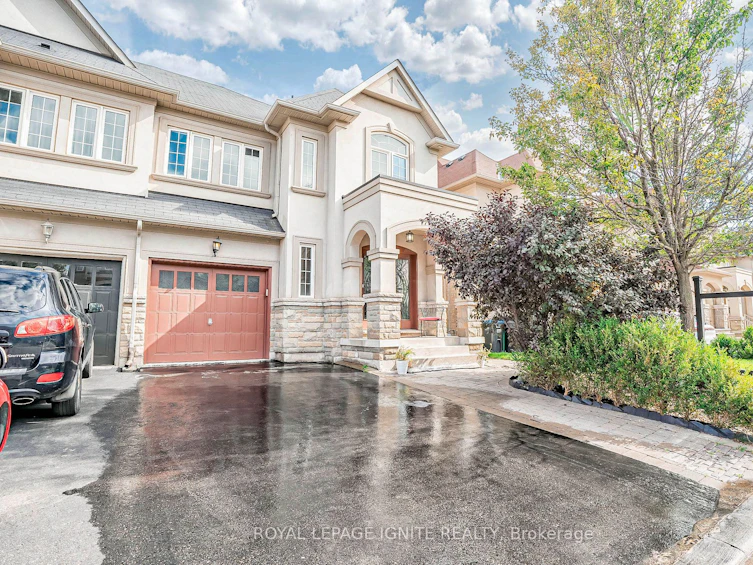 7 Beachville Circle, Brampton, ON, L6X 0V4