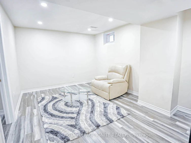 7 Beachville Circle, Brampton, ON, L6X 0V4 - 35