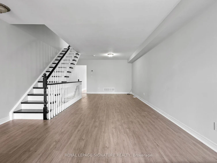 860 Saint Clarens Avenue, Toronto, ON, M6H 3X6 - 11