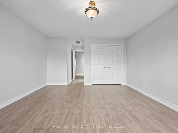 860 Saint Clarens Avenue, Toronto, ON, M6H 3X6 - 19