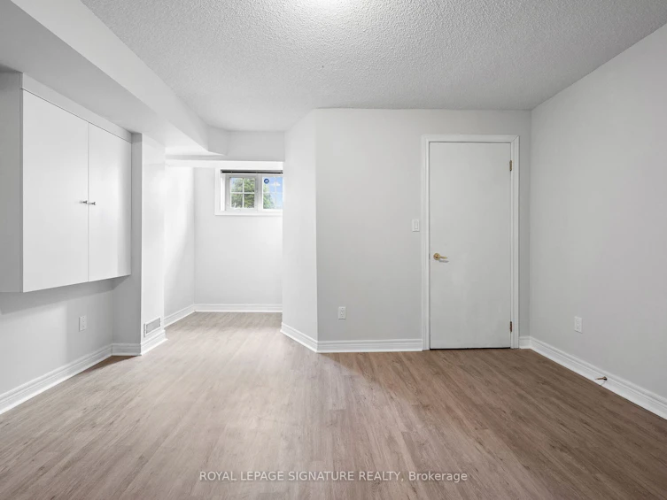 860 Saint Clarens Avenue, Toronto, ON, M6H 3X6 - 33
