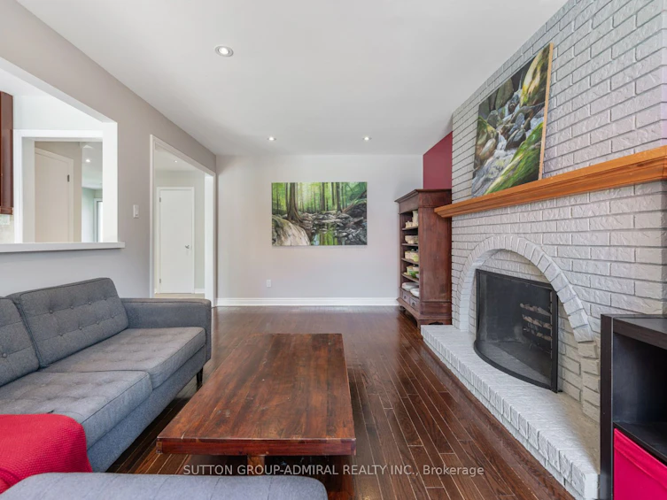 1370 Lancaster Drive, Oakville, ON, L6H 3B9 - 13