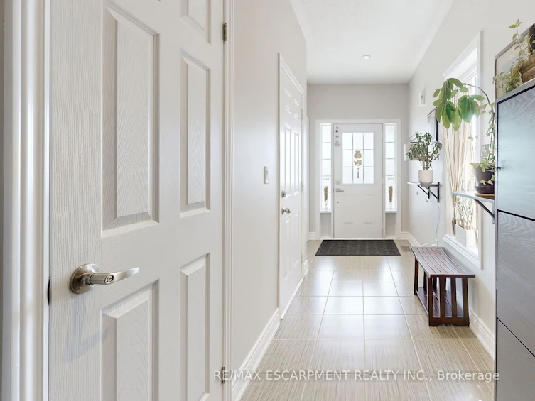3 Dillon Drive, Brampton, ON, L6X 3B6 - 4