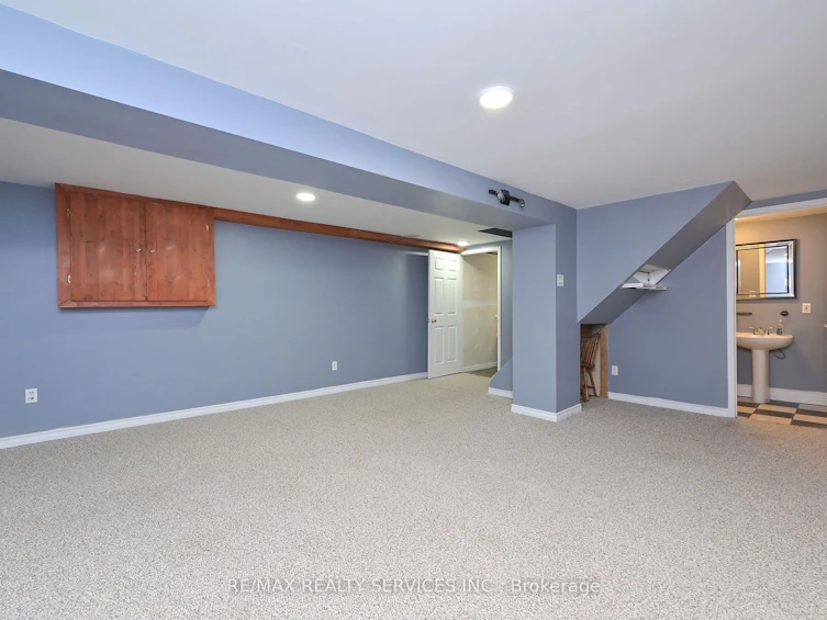 5 Hedgeson Court, Brampton, ON, L6S 1P2 - 24