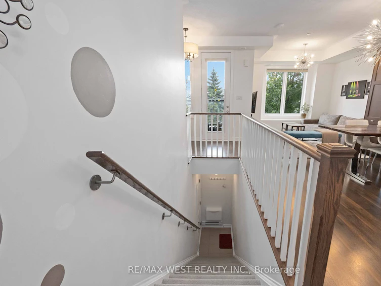 111-256 Royal York Road, Toronto, ON, M8V 1Y8 - 3