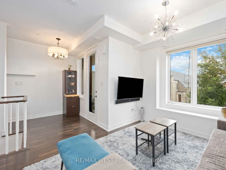 111-256 Royal York Road, Toronto, ON, M8V 1Y8 - 11