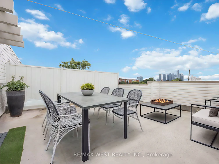 111-256 Royal York Road, Toronto, ON, M8V 1Y8 - 24