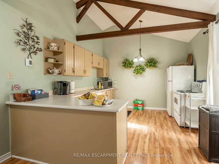 3-1552 Kerns Road, Burlington, ON, L7P 3A7 - 38