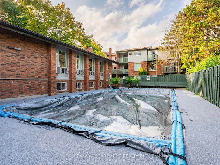 3-1552 Kerns Road, Burlington, ON, L7P 3A7 - 40