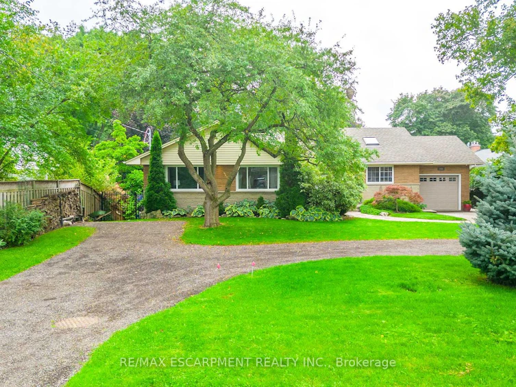 702 King Road, Burlington, ON, L7T 3K4 - 4
