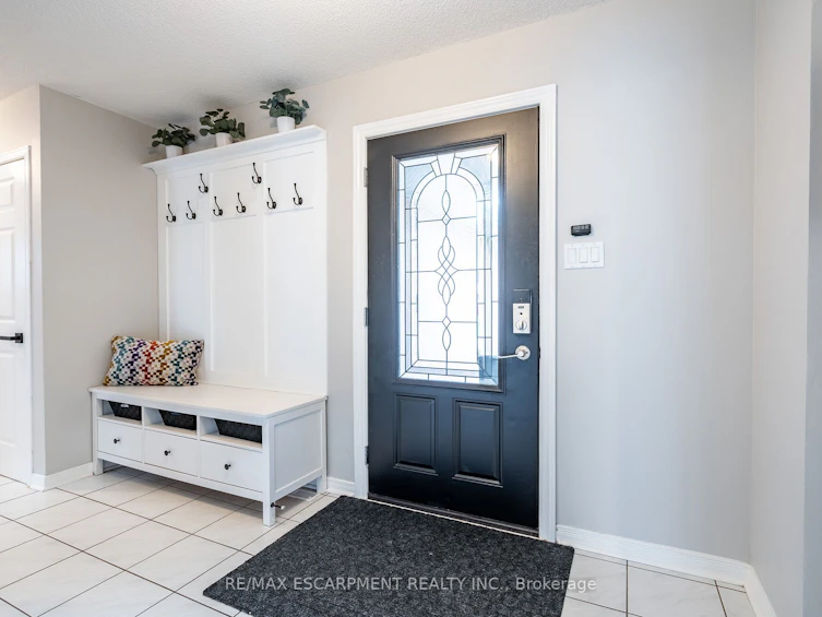 2083 Edgebank Court, Burlington, ON, L7M 2S8 - 3