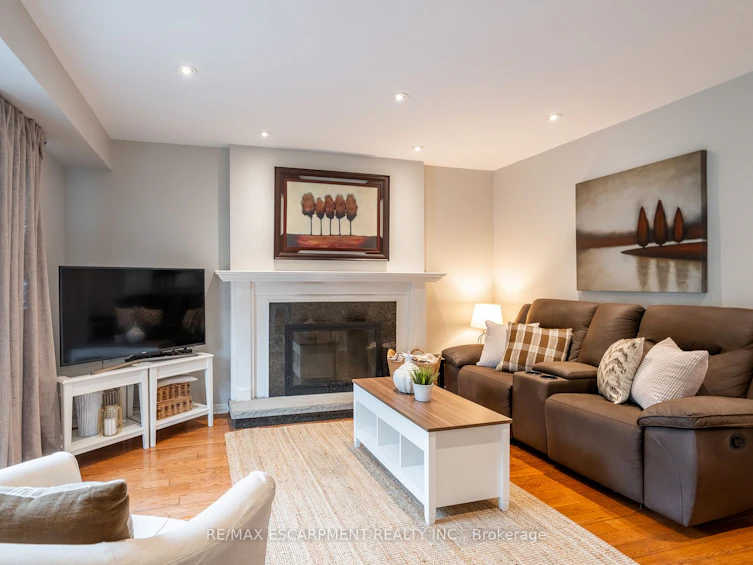 2083 Edgebank Court, Burlington, ON, L7M 2S8 - 12