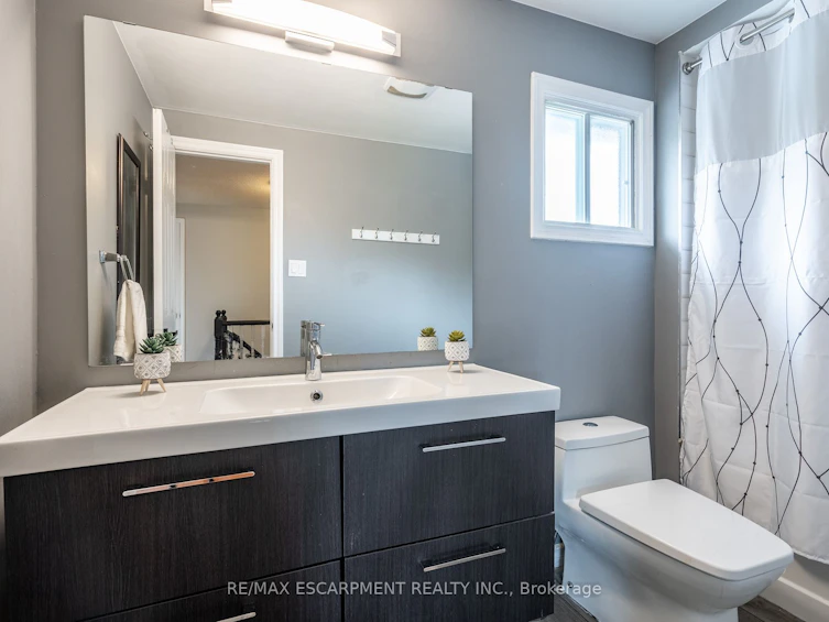 2083 Edgebank Court, Burlington, ON, L7M 2S8 - 19