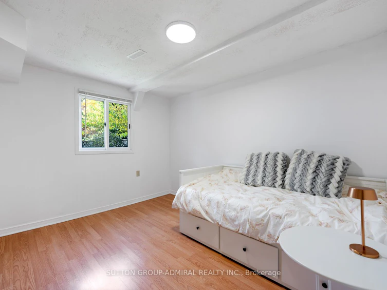 6154 Silken Laumann Way, Mississauga, ON, L5V 1A2 - 31